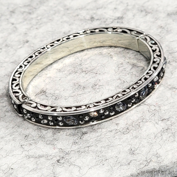 RARE RETIRED BRIGHTON ENDLESS LOVE MULTICOLORED SMOKEY GREY CRYSTALS BANGLE - Picture 9 of 9